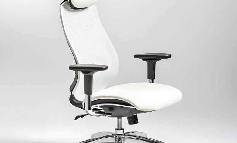White Office Chairs: A Blend of Elegance and Functionality