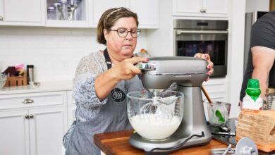 How to Choose the Perfect Stand Mixer for Your Kitchen