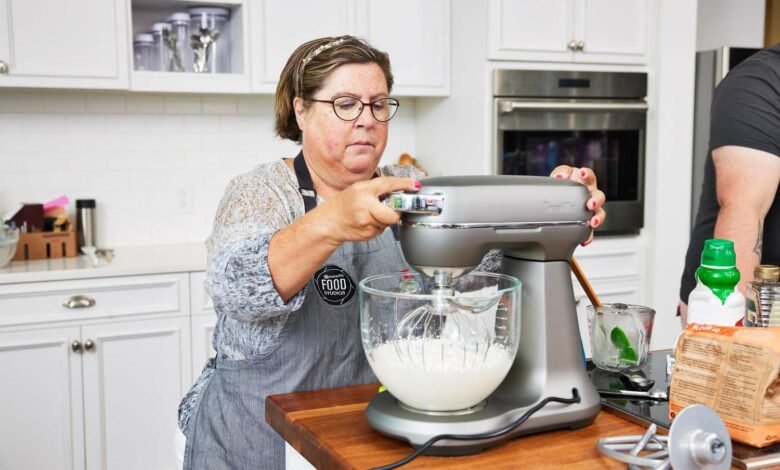 How to Choose the Perfect Stand Mixer for Your Kitchen