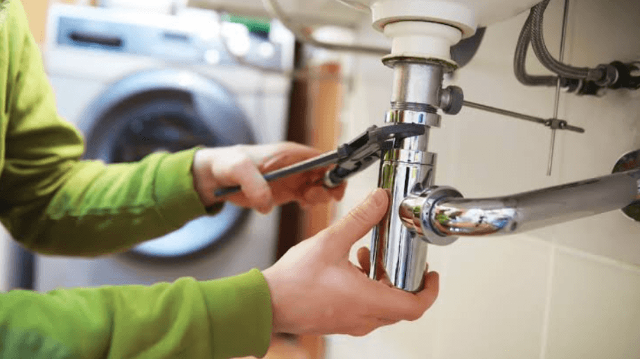 How Skilled Plumbers Help Prevent Common Household Plumbing Problems?